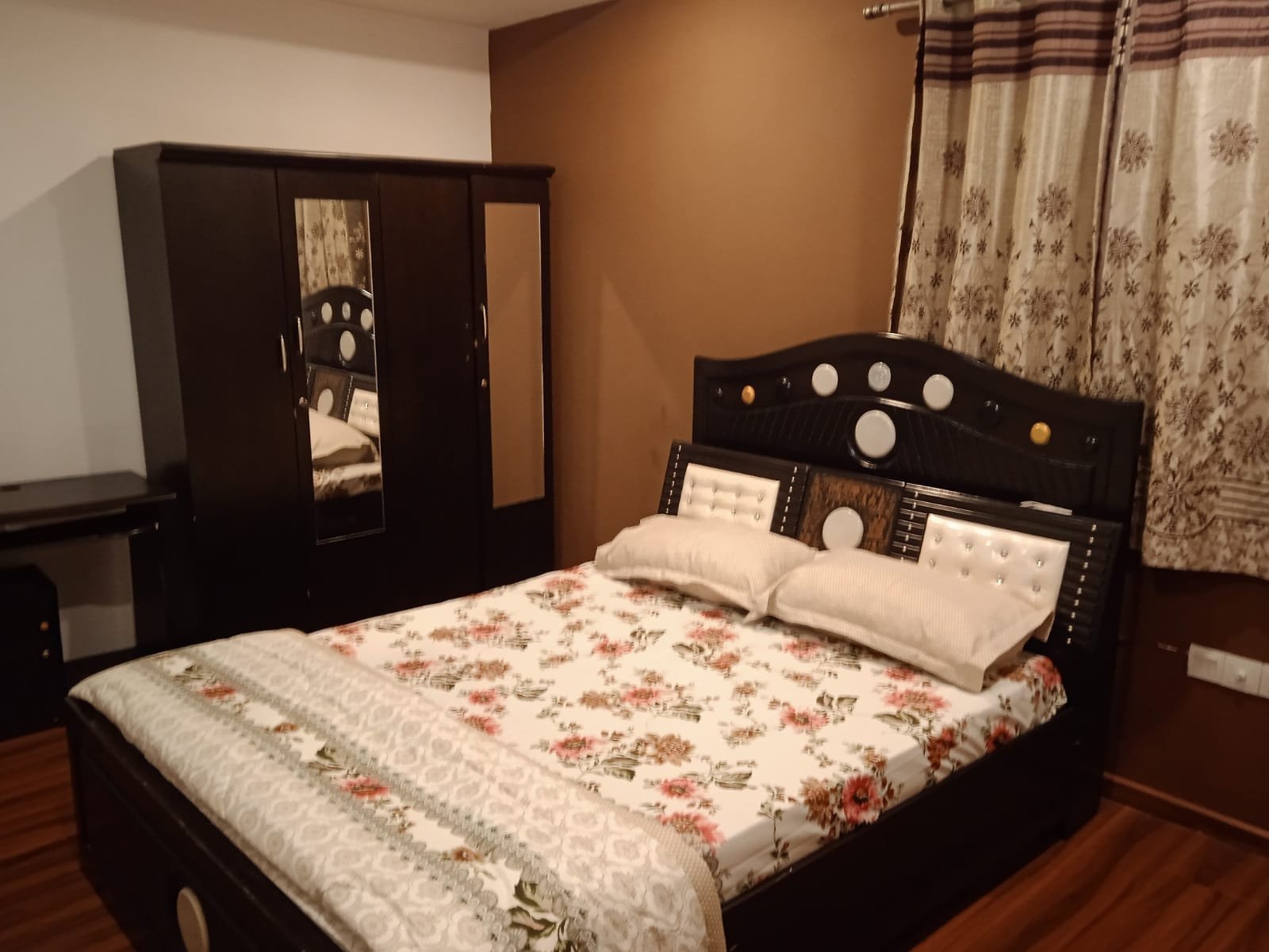 Classic bedroom suite with wardrobe